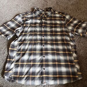 REI Plaid Shirt Short Sleeve Button Up Outdoor Casual Gray‎ Size L 0066